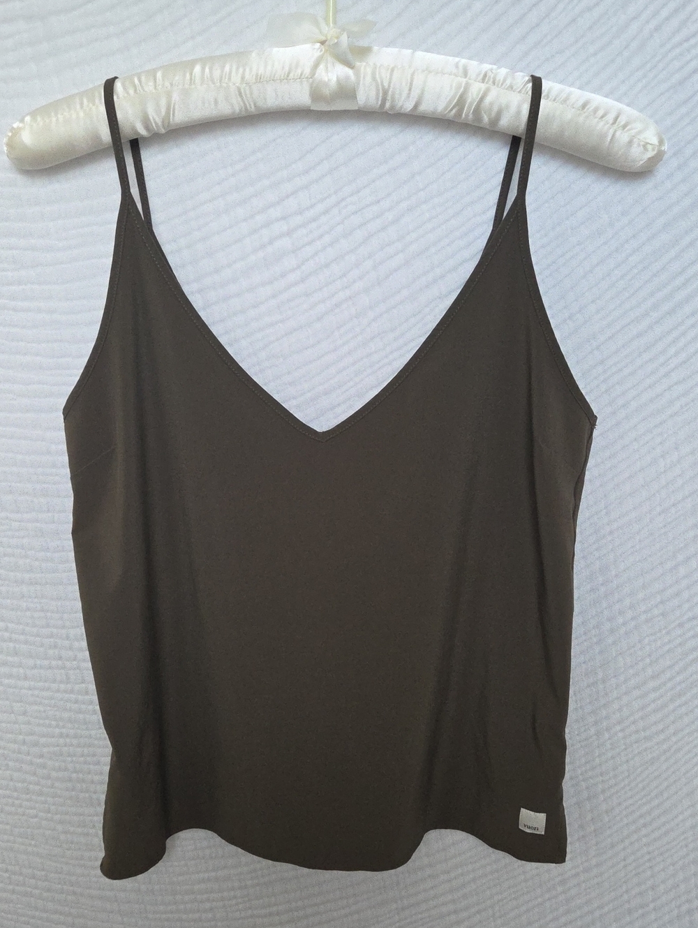 Vuori Women's V-Neck  Camisole/Tank - S